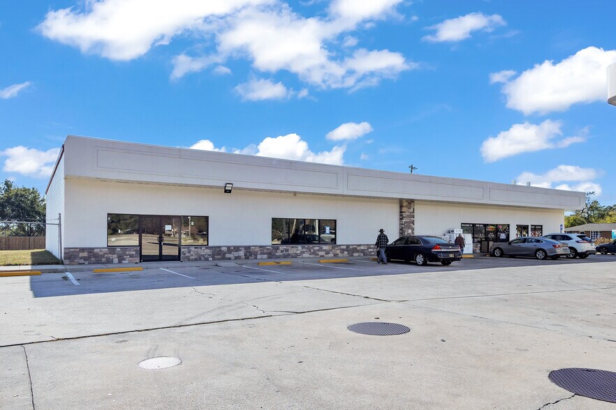 More Photos Of 1680 Brown Rd, Hephzibah Service Station For Lease