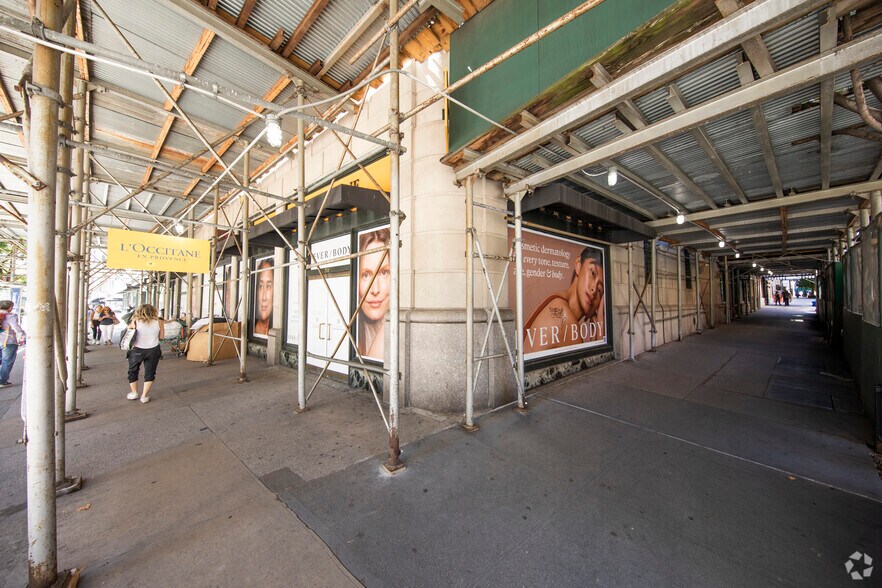 More Photos Of 2139-2159 Broadway, New York Apartments For Lease