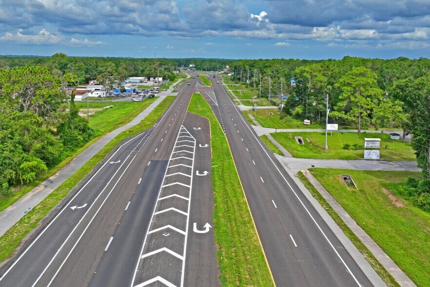 More Photos Of 16331 Cortez Blvd, Brooksville Self Storage For Sale