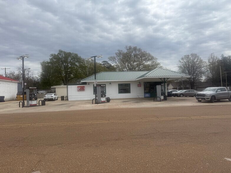 More Photos Of 1364 Edwards Ave, Tunica Service Station For Sale