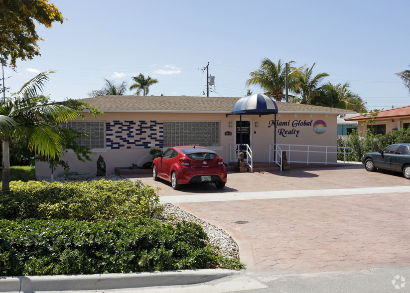 Primary Photo Of 1680 NE 125th St, Miami Office For Lease