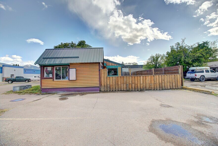 More Photos Of 700 9th St W, Columbia Falls Restaurant For Sale