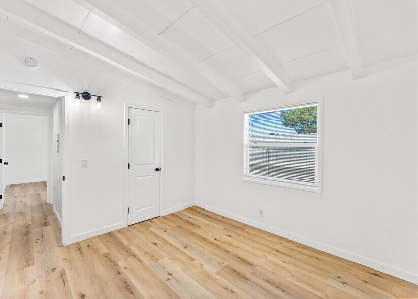 More Photos Of 145 W Mayfair Ave, Orange Apartments For Sale