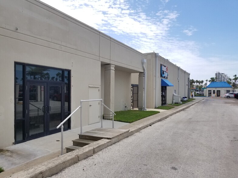 More Photos Of 410 Padre Blvd, South Padre Island Unknown For Lease