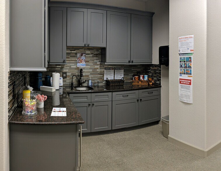 More Photos Of 18750 Interstate 45, Spring Unknown For Lease