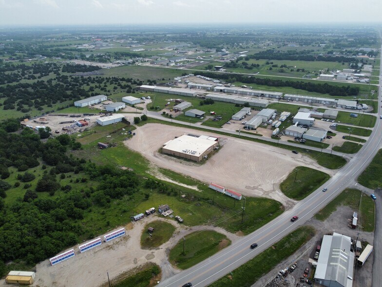 More Photos Of 5574 TX-276, Royse City Warehouse For Sale