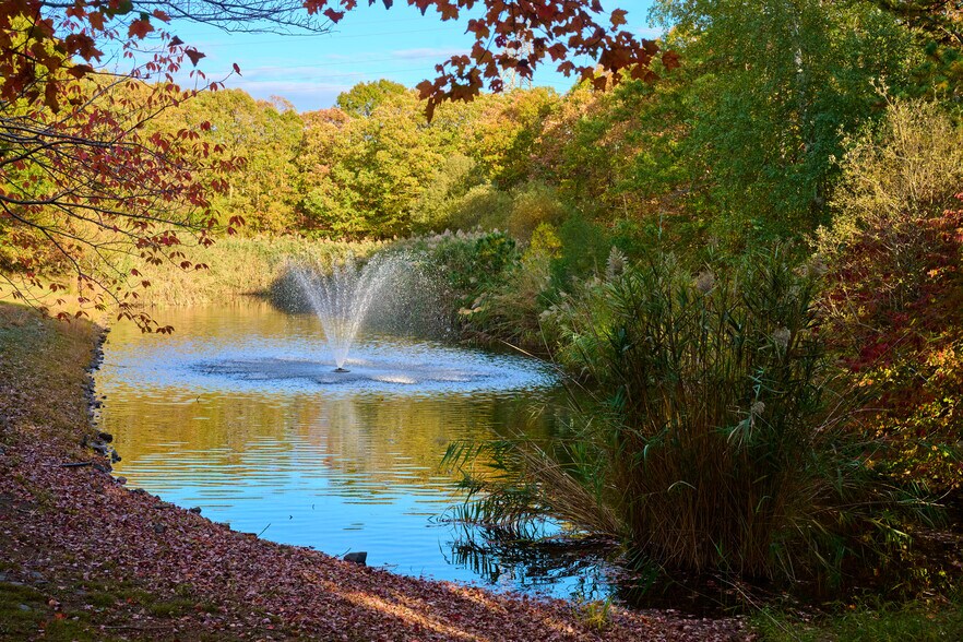 More Photos Of 6 Technology Dr, Setauket Unknown For Lease