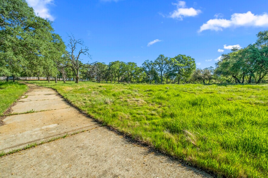 More Photos Of 3000 Alexandrite Dr, Rescue Land For Sale