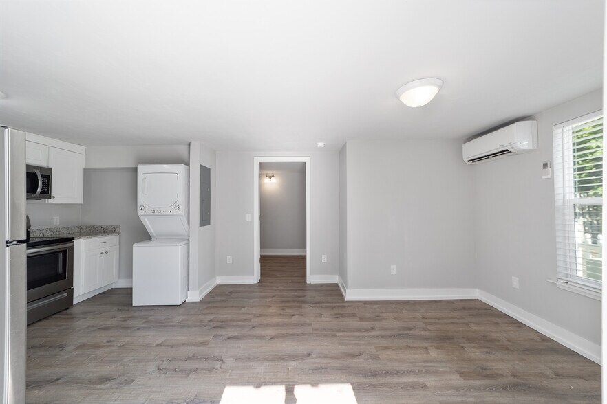 More Photos Of 301 NW 8th St, Gainesville Apartments For Sale