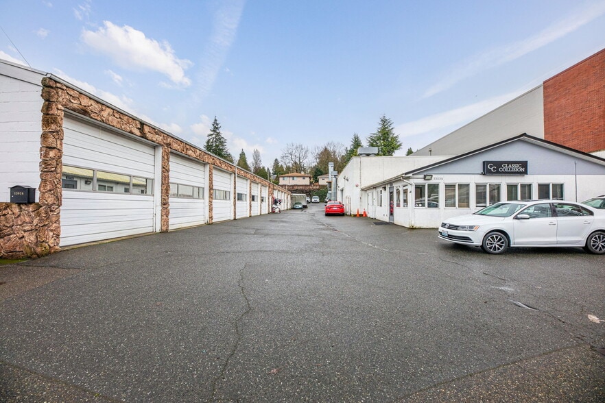 Primary Photo Of 13036 Lake City Way NE, Seattle Auto Dealership For Sale