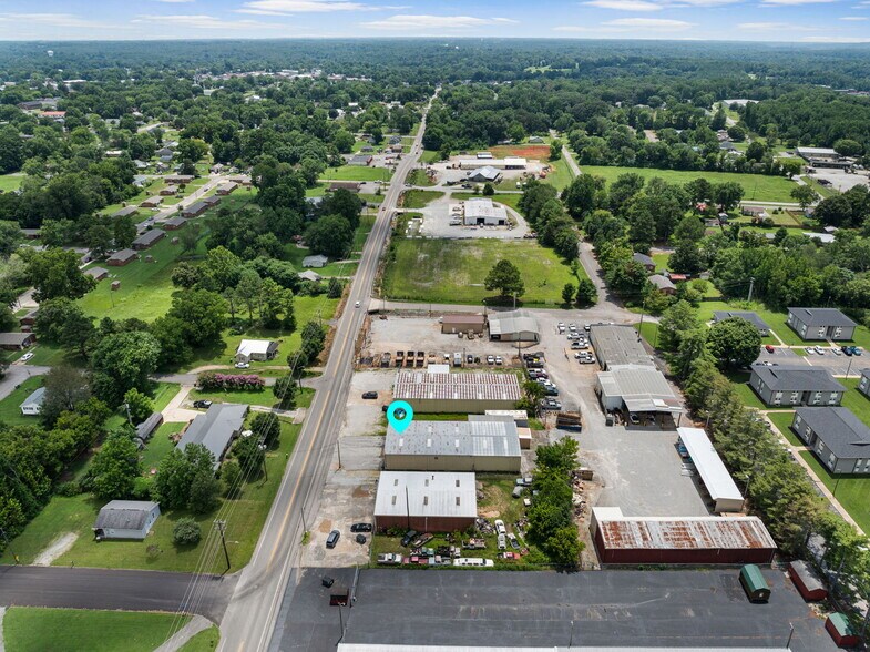 More Photos Of 1107 Buffalo Rd, Lawrenceburg Service For Sale