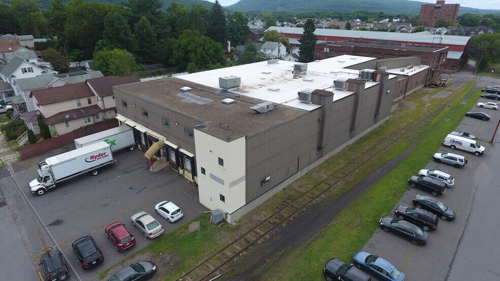 More Photos Of 508 Delaware Ave, West Pittston Warehouse For Sale