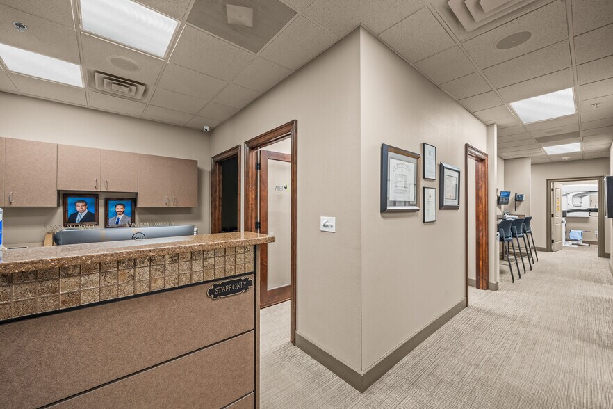 More Photos Of 7515 Quaker Ave, Lubbock Medical For Sale