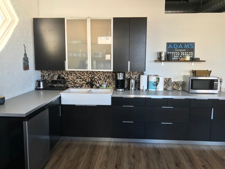 More Photos Of 1008 Race St, Cincinnati Office Residential For Sale