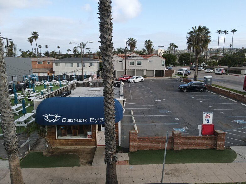 More Photos Of 870 Garnet Ave, San Diego Freestanding For Sale