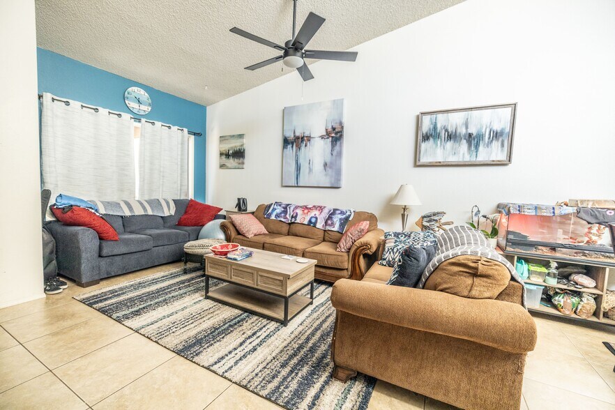 More Photos Of 13644 N Hamilton Dr, Fountain Hills Multifamily For Sale
