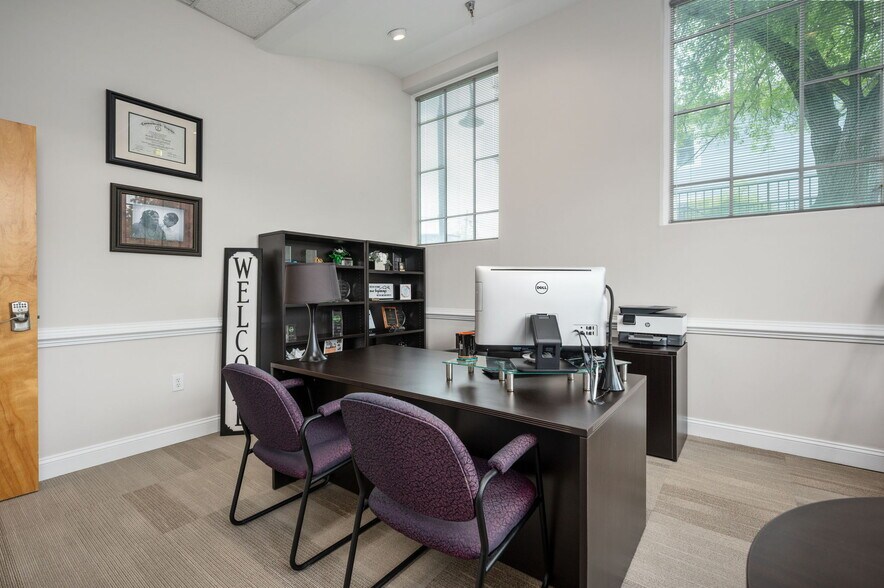 More Photos Of 415-417 Wolfe St, Fredericksburg Medical For Lease