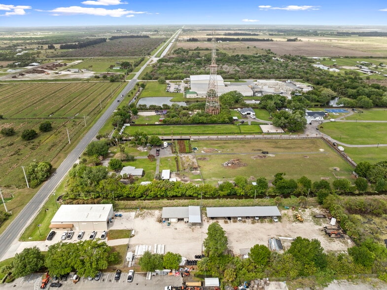 More Photos Of 16050 Orange Ave, Fort Pierce Warehouse For Sale