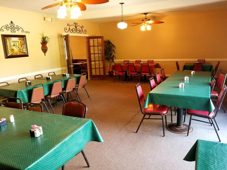 More Photos Of 1017 S Columbia Dr, West Columbia Restaurant For Sale