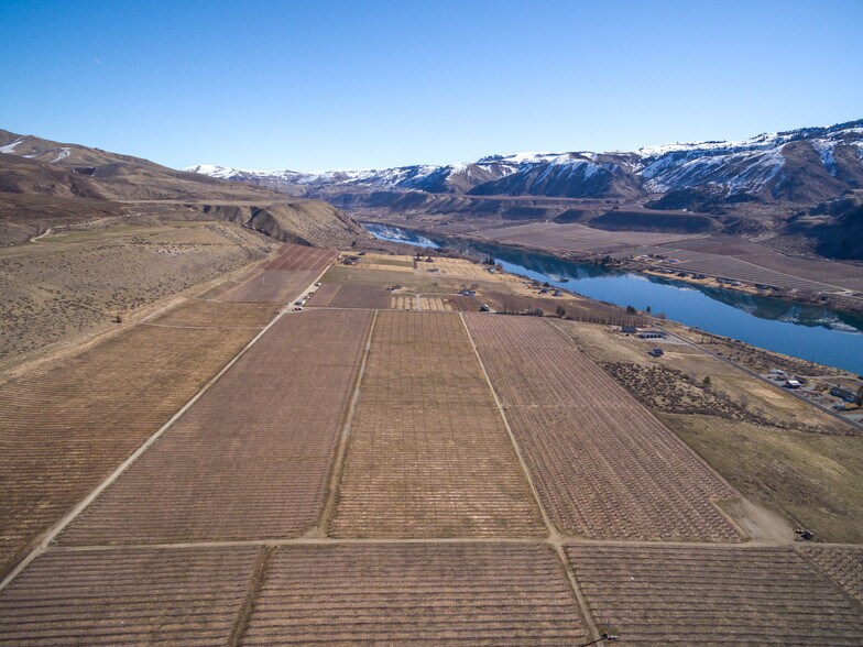 More Photos Of 15 Chelan Butte rd, Chelan Land For Sale