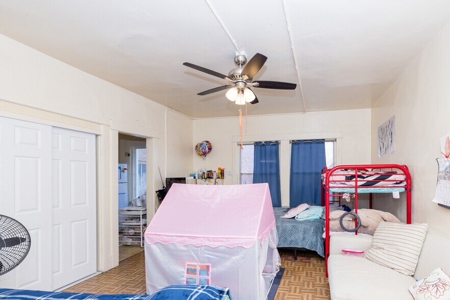 More Photos Of 694 S Burlington Ave, Los Angeles Apartments For Sale