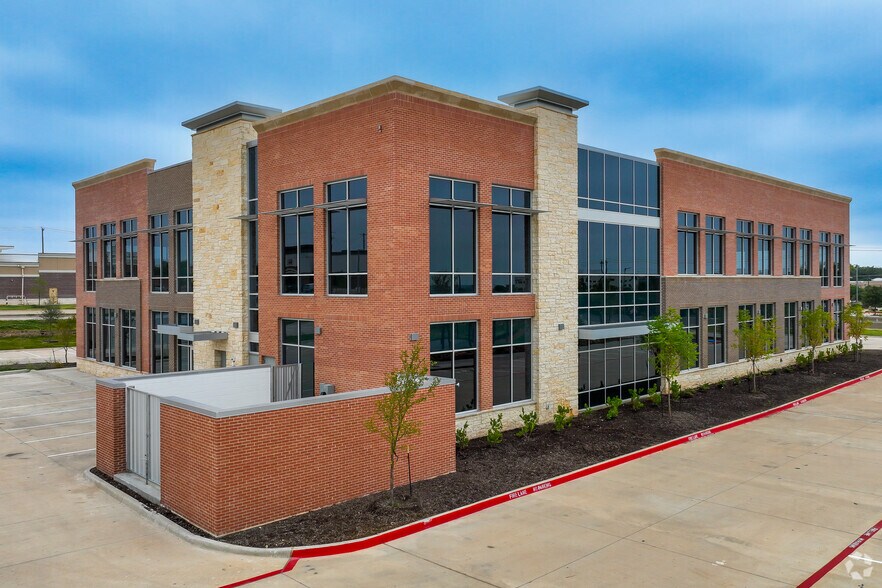 More Photos Of 6700 Dallas Pky, Frisco Medical For Sale