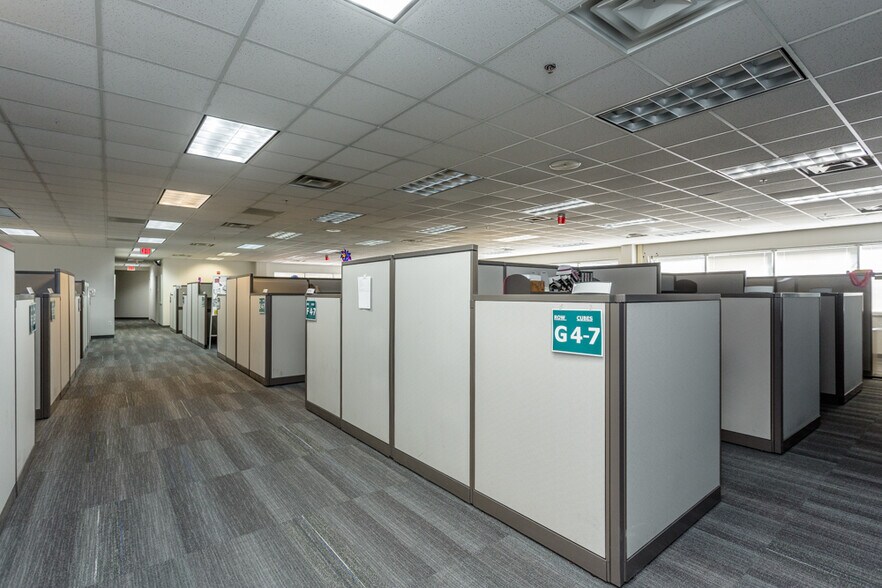 More Photos Of 1450 Technology Dr, Harrisonburg Office For Sale