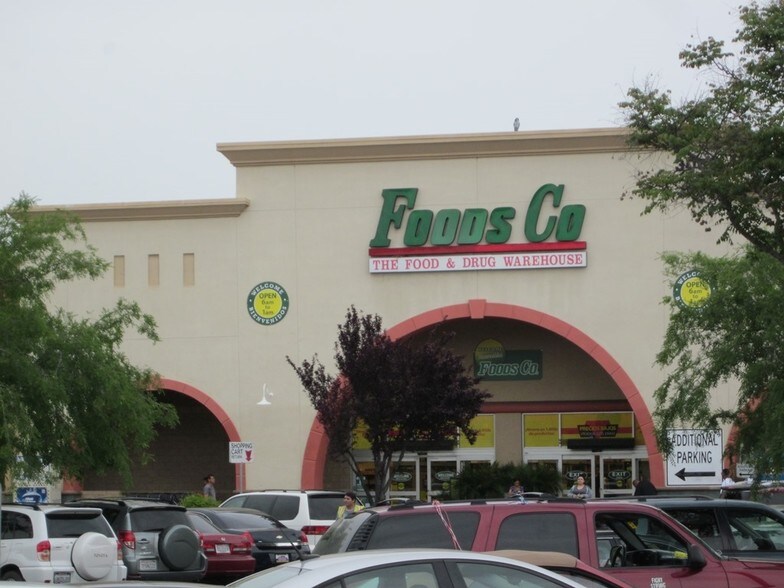 More Photos Of 3235 N 1st St, Fresno Freestanding For Lease