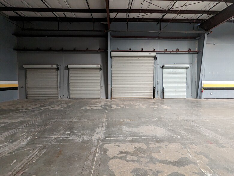 More Photos Of 3585 W Diablo Dr, Las Vegas Manufacturing For Lease