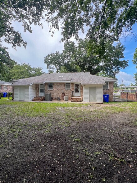 More Photos Of , Charleston Unknown For Sale