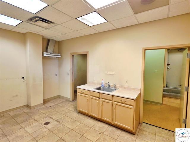 More Photos Of 770 Winchester Dr, Sedalia General Retail For Sale