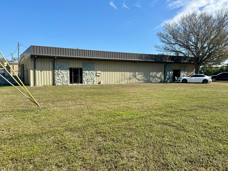 Primary Photo Of 14483 62nd St N, Clearwater Warehouse For Sale