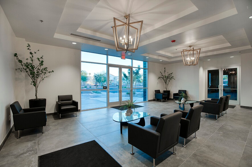 More Photos Of 13980 W Avalon Dr, Goodyear Medical For Lease