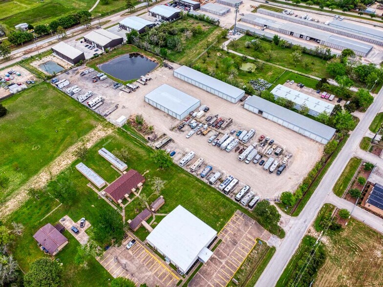 More Photos Of 17610 French Rd, Houston Land For Lease