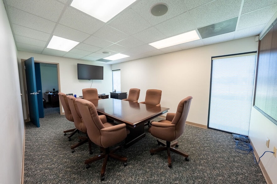 More Photos Of 96 Cohen Walker Dr, Warner Robins Medical For Sale