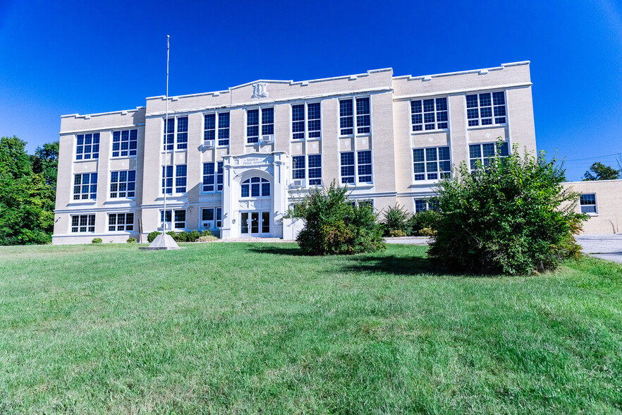 Primary Photo Of 3500 W National Rd, Springfield Schools For Sale