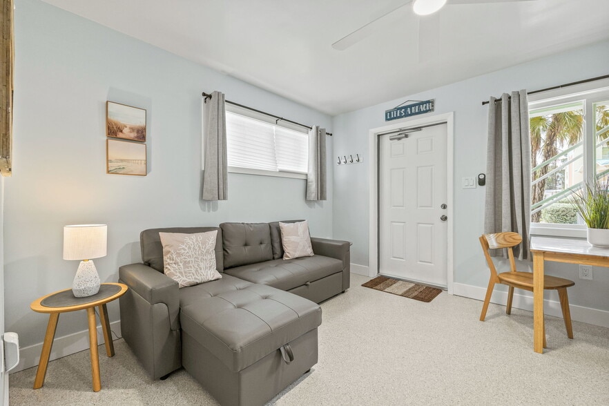 More Photos Of 12100 Gulf Blvd, Treasure Island Hotel For Sale