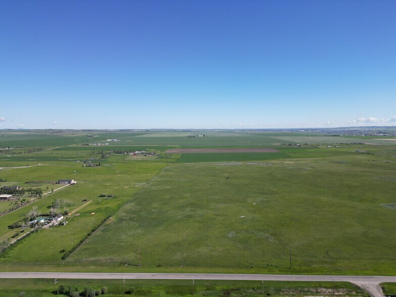 More Photos Of SE-14-19-29 W4M, Calgary Land For Sale