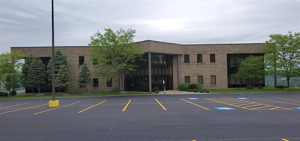 Primary Photo Of 520 Columbia Dr, Johnson City Medical For Lease
