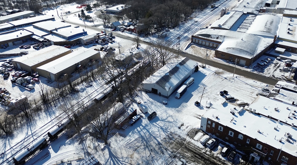 More Photos Of 40 Midland Ave, Rockdale Warehouse For Lease