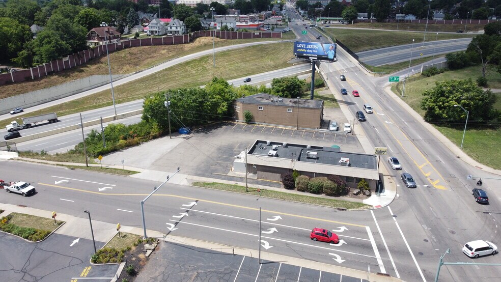 More Photos Of 1900 Tuscarawas St W, Canton Land For Lease