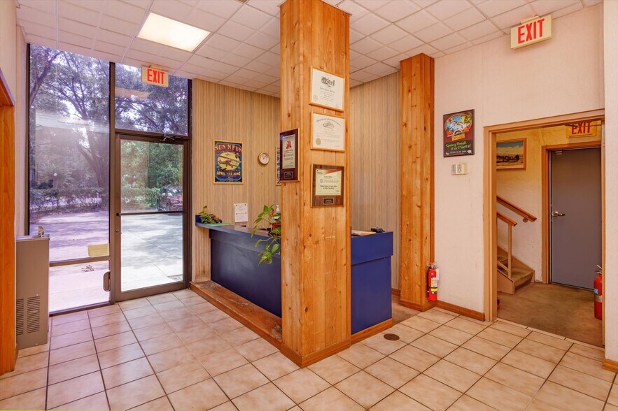 More Photos Of 200 N Thornton Ave, Orlando Office For Sale