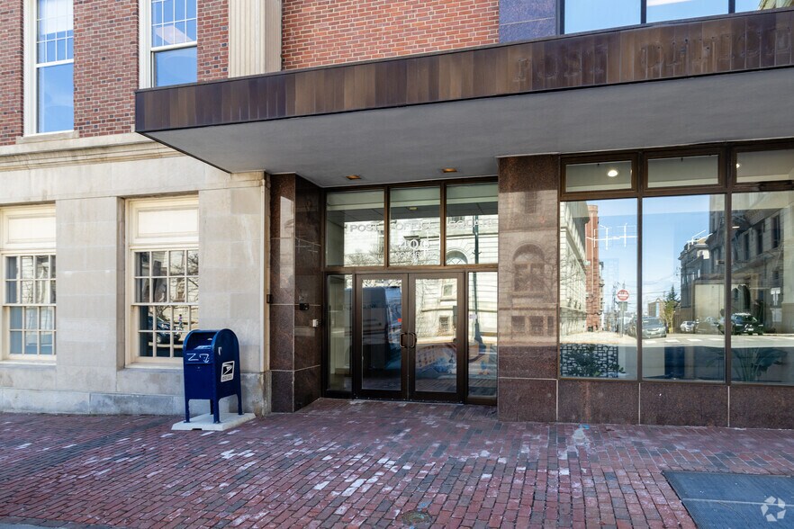More Photos Of 396-400 Congress St, Portland Coworking Space