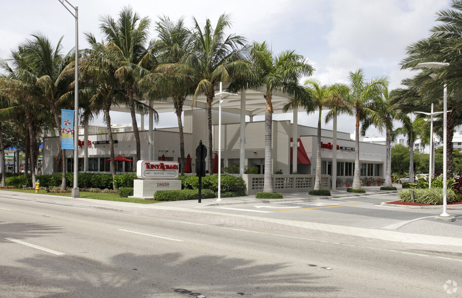 Primary Photo Of 18050 Collins Ave, North Miami Beach Restaurant For Lease