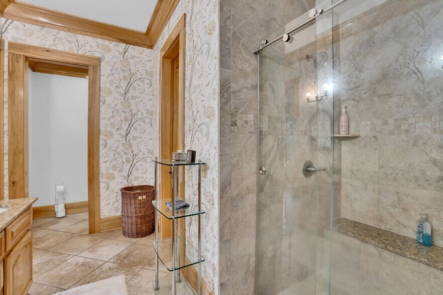 More Photos Of 1530 Buck Hill Rd, Ridgeway Industrial For Sale