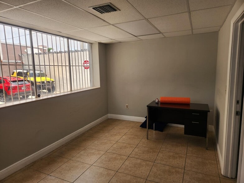 More Photos Of 1410 SW 1st St, Miami General Retail For Lease
