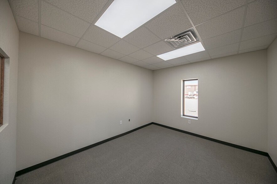 More Photos Of 16651 W Basin St, Odessa Industrial For Sale