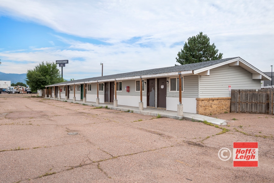 More Photos Of 650 Champlin Dr, Fountain Hotel For Sale