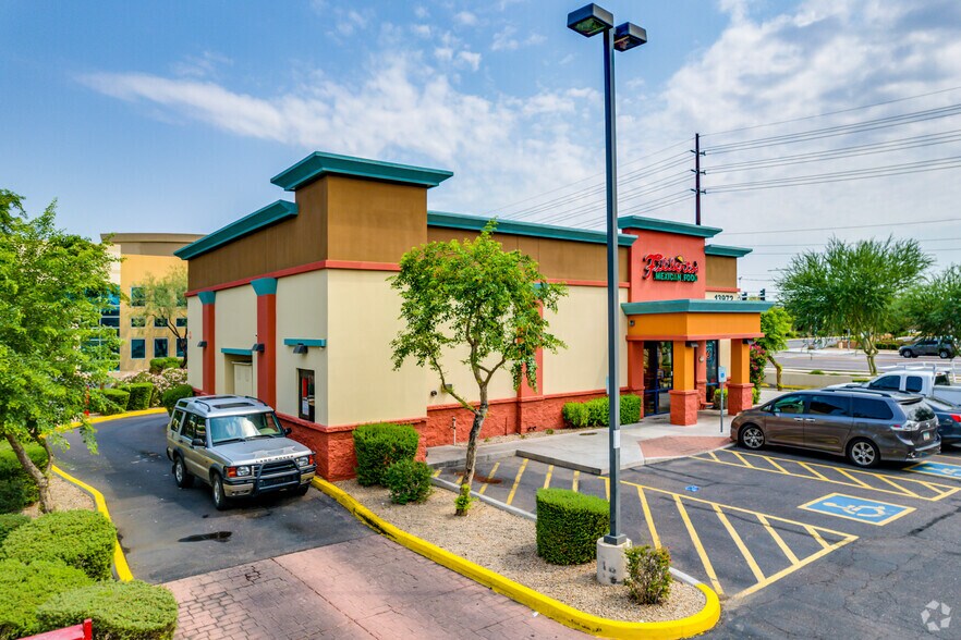 More Photos Of 8360-8440 W Thunderbird Rd, Peoria General Retail For Lease