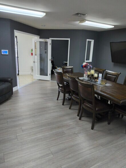 More Photos Of 5905 Brockton Ave, Riverside Office For Sale